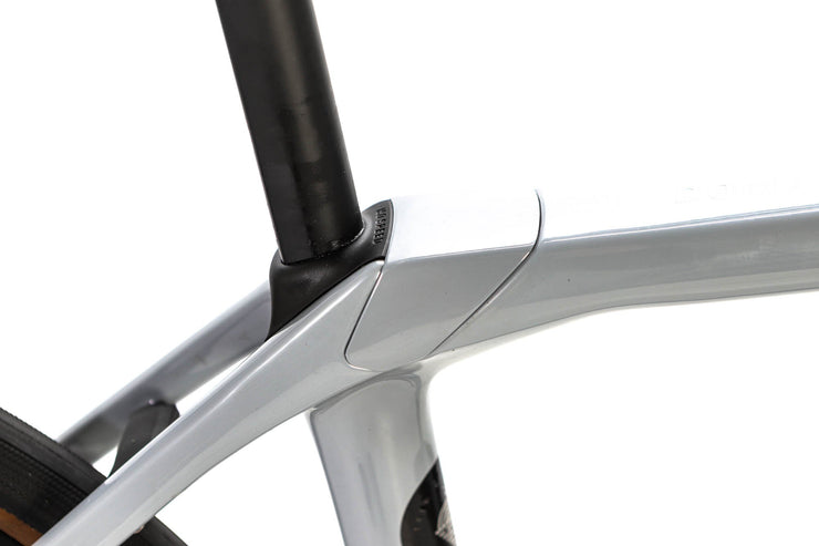 Trek Domane Gen 4 SL 5 Shimano 105 Disc Road Bike 2023, Size 54cm