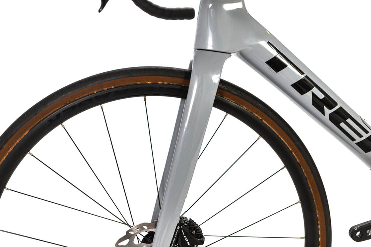 Trek Domane Gen 4 SL 5 Shimano 105 Disc Road Bike 2023, Size 54cm