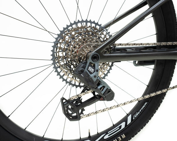 2024 Specialized  Epic 8 Expert -Gloss Carbon/Black Pearl White L (Pre-Owned)