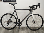 #1320 - Undefeated Disc Road | Graphite Prism (Size 62cm, Brand New / Open Box – Fork Swap)