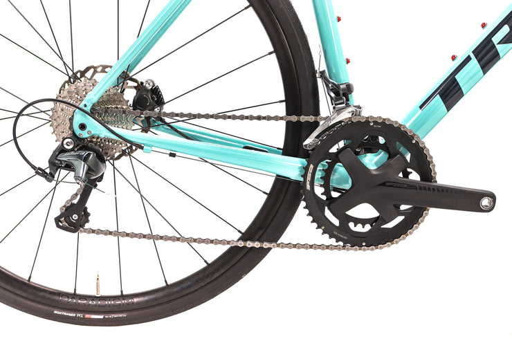 Trek Domane AL 4 Shimano Tiagra Disc Road Bike 2023, Size 56cm